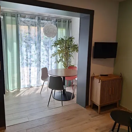 Mimilou Ipanema Proche Du Centre Naturiste 300m *